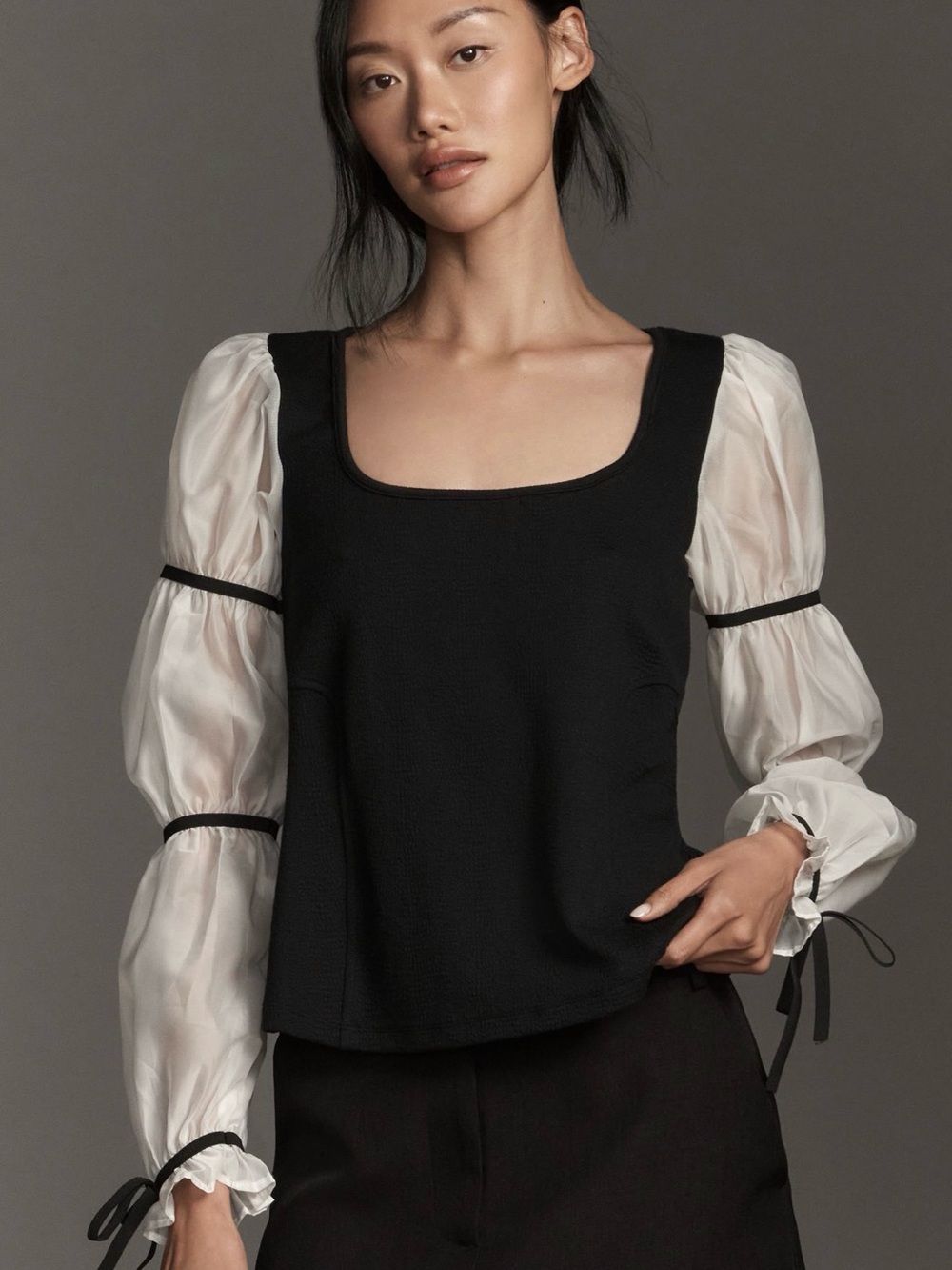Maeve from Anthropologie- women’s brand new balloon black cream top NWT